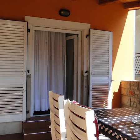 Apartments Villa Ela Umag Ngoại thất bức ảnh