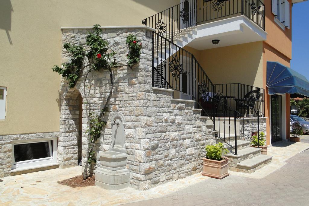 Apartments Villa Ela Umag Ngoại thất bức ảnh