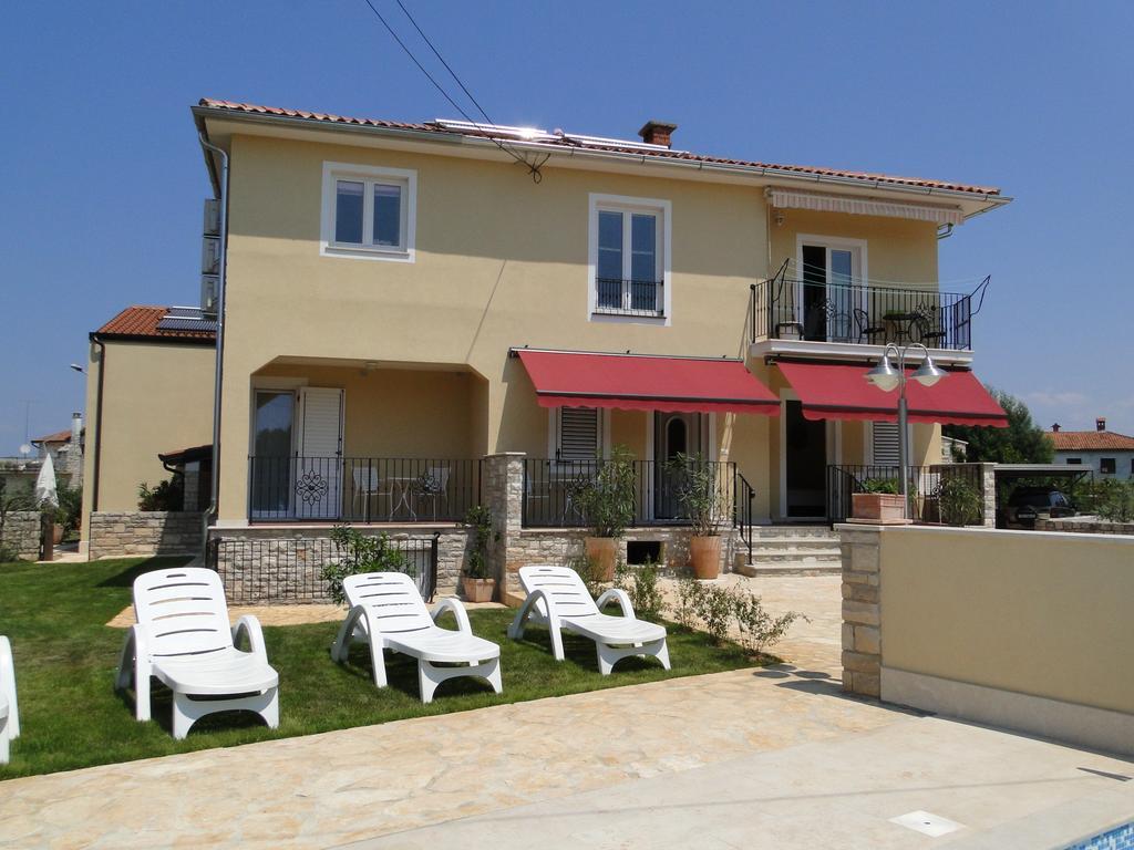 Apartments Villa Ela Umag Ngoại thất bức ảnh