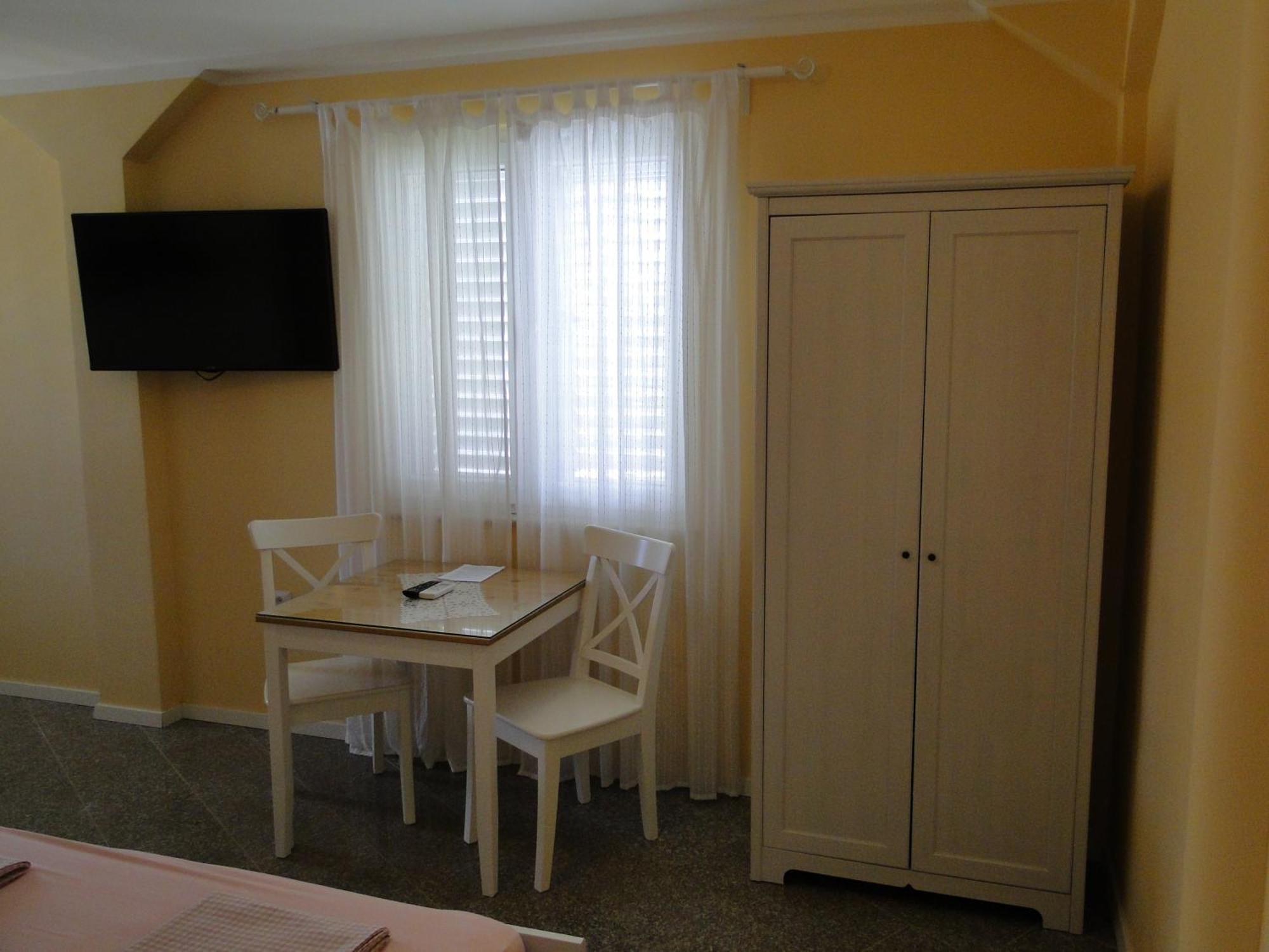 Apartments Villa Ela Umag Phòng bức ảnh