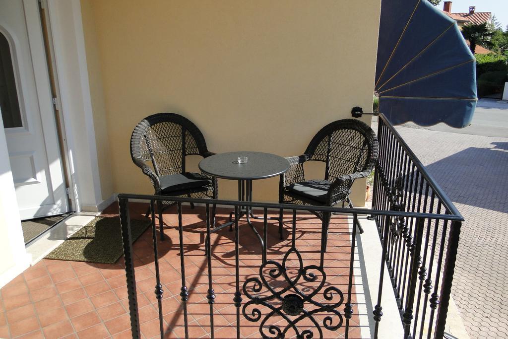 Apartments Villa Ela Umag Ngoại thất bức ảnh