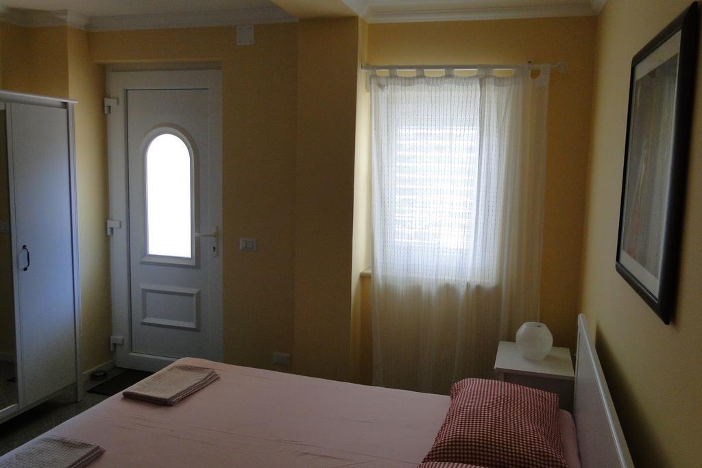 Apartments Villa Ela Umag Ngoại thất bức ảnh