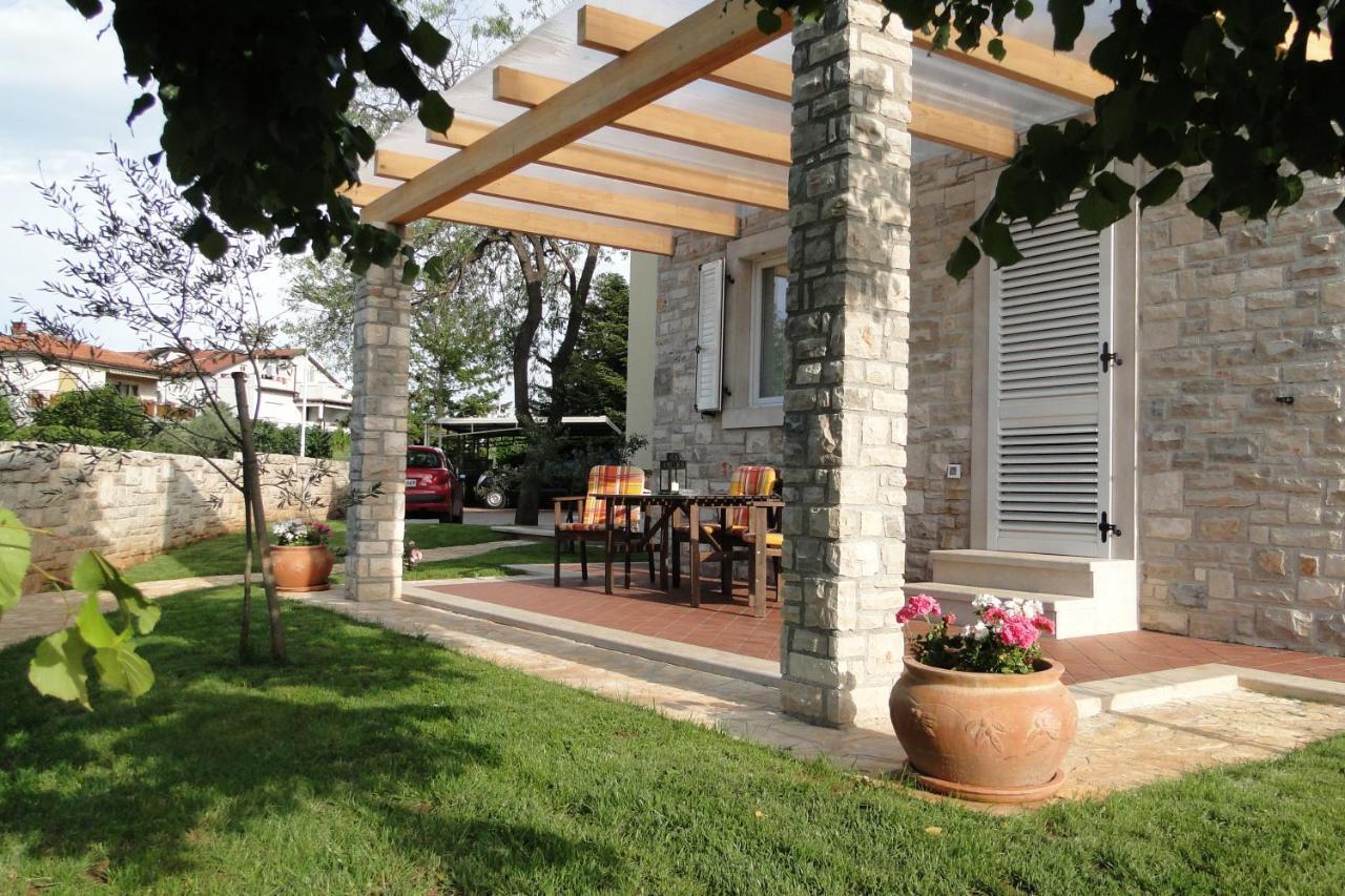 Apartments Villa Ela Umag Ngoại thất bức ảnh